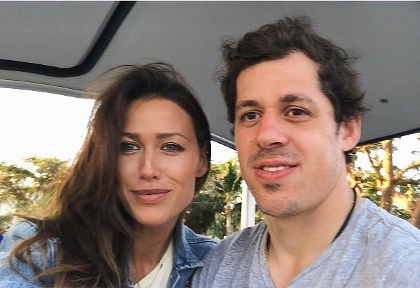 Супруга Евгения Малкина Анна Кастерова впервые показала лицо сына