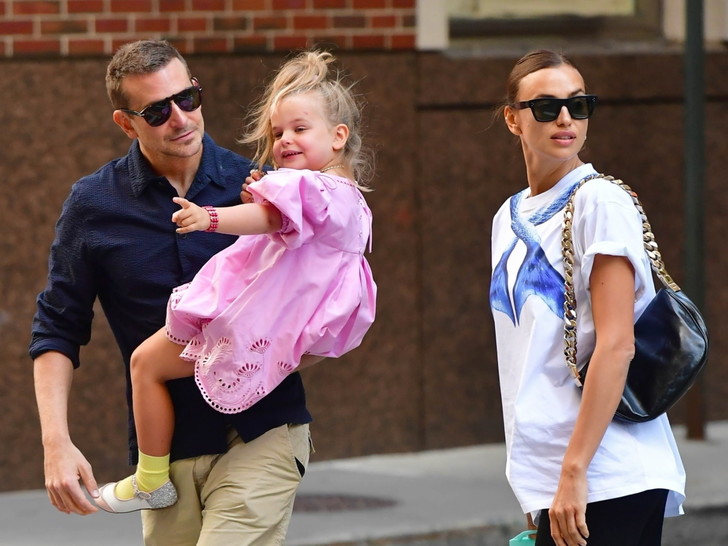 Снова вместе: Ирина Шейк и Брэдли Купер воссоединились спустя 3 года и отправились на свидание