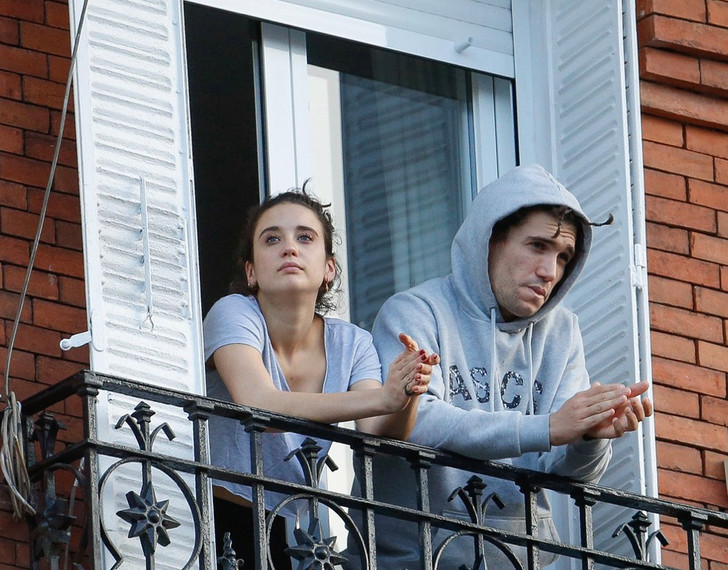 Денвер и Токио? Берлин и Найроби? Кто из героев сериала «Бумажный дом» встречается в реальной жизни? (фото 5)