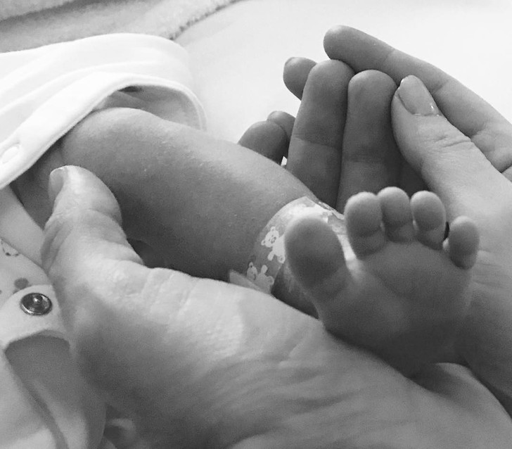 44-летняя Джери Холлиуэлл родила второго ребенка