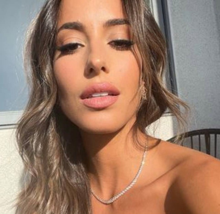 Наконец стало известно, с кем встречается Брэд Питт