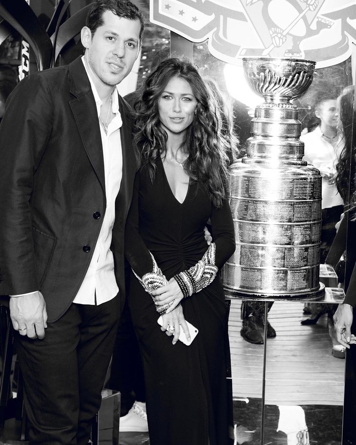 Супруга Евгения Малкина Анна Кастерова впервые показала лицо сына