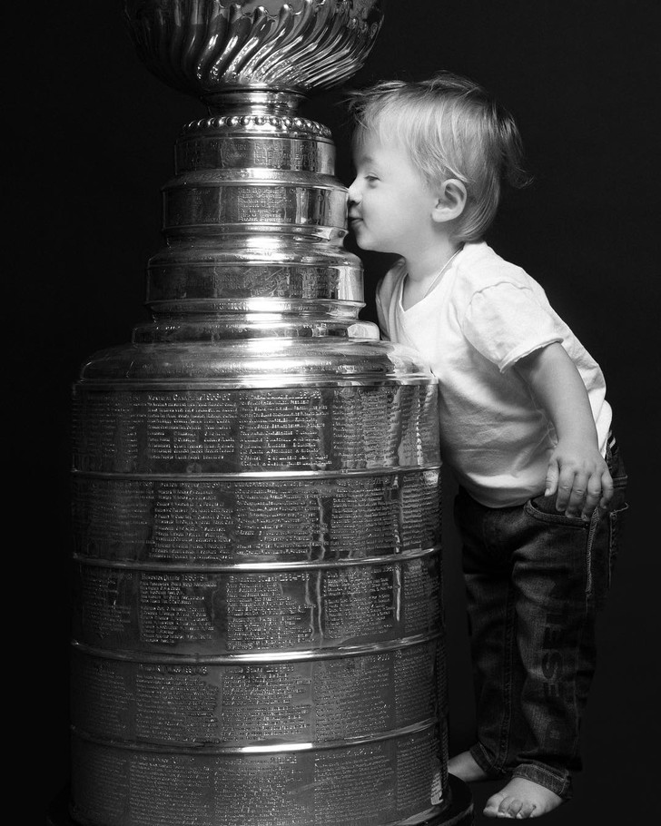 Супруга Евгения Малкина Анна Кастерова впервые показала лицо сына