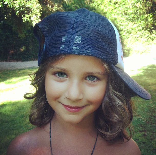 Нина Ургант