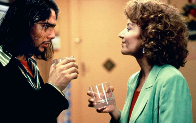 Кадр из фильма "Цветок моей тайны"