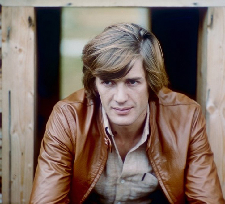 Александр Абдулов