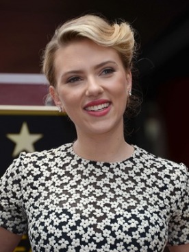 Скарлетт Йоханссон на Аллее Славы