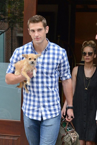 Работа мечты? Как на самом деле живут ассистенты звезд фото [7]