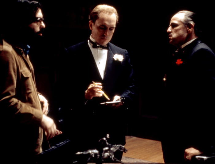 Фрэнсис Форд Коппола, Роберт Дюваль и Марлон Брандо во время съемок фильма «Крестный отец»