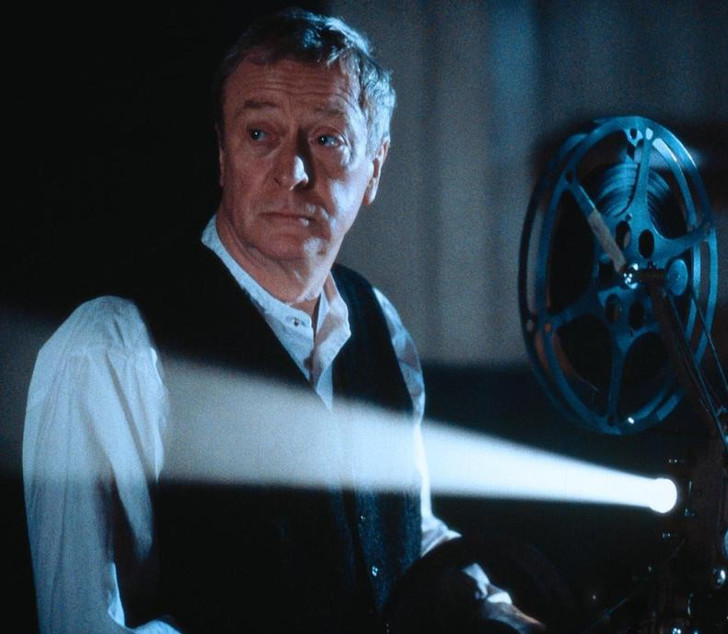 Майкл Кейн в фильме «Правила виноделов»