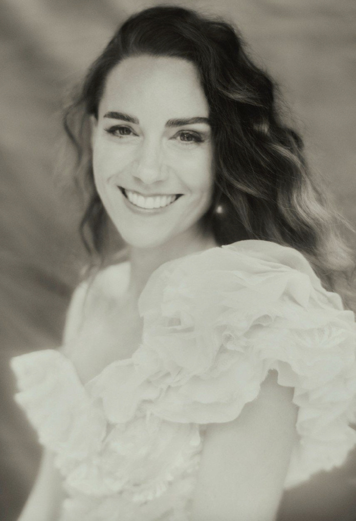 Три новых портрета Кейт Миддлтон в роскошных платьях Alexander McQueen: к 40-летию герцогини