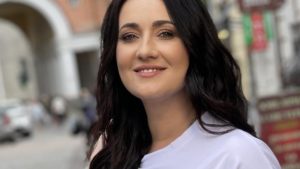 Без слез невозможно смотреть: Витвицкая устроила трогательную встречу папы-защитника с дочерью и женой