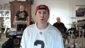 Limp Bizkit выпустила клип с дипфейками Путина, Байдена и Зеленского