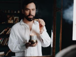 “Никогда не держите эти вещи в спальне”: мольфар Макс Гордеев назвал предметы, которые вызывают ссоры и притягивают беды