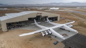 Самый большой в мире самолет, Stratolaunch Roc, совершил рекордный по длительности полет
Информация