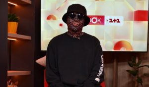 Впервые тренером шоу “Голос країни” стал музыкальный продюсер: стало известно, кто скрывался в образе КИЛИММЕНА