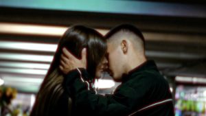 YAKTAK впервые снял свою девушку в новом клипе: танцуют и наслаждаются друг другом