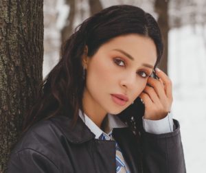 Злата Огневич выпустила щемящую композицию Як мені бути