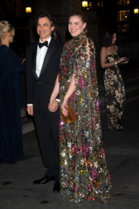 Создатели ‘Барби’ Грета Гервиг и Ной Баумбах поженились, празднуют это событие на шоу Билли Джоэла