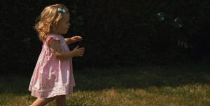 Жена Бориса Джонсона показала рождественские подарки дочери (фото)