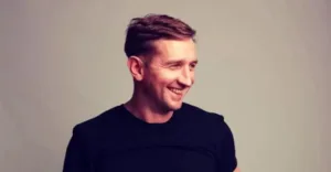 Дмитрий Сова пожаловался на продакшн, который задолжал актерам и внес их в “черный список”