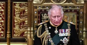 Король Чарльз III ляжет в больницу из-за доброкачественной опухоли