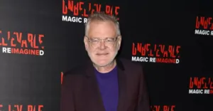 Звезда “Пиратов Карибского моря” Кевин Макнелли арестован после обвинений в домашнем насилии