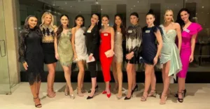 На “Мисс Мира” в Индии соседкой Софии Шамии стала гречанка, которая говорит на украинском