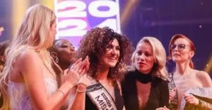 Титул “Мисс Германия” после снятия возрастных ограничений выиграла 39-летняя уроженка Ирана