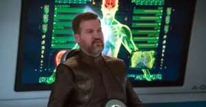 Актер сериала “Звездный путь” Кеннет Митчелл умер в возрасте 49 лет