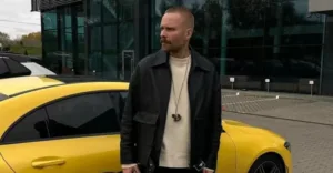 Завадюк заявил, что картины Морозюк, висевшие в офисе “1+1”, отправили художнице назад