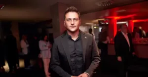 Звезда “Киборгов” Довженко рассказал о знакомстве с новой возлюбленной