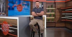 Ветеран Александр Швачка – о работе телеведущим, военных с протезами и проекте «Терена»