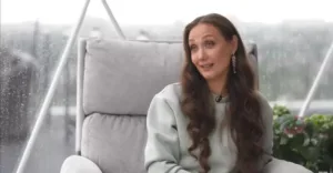 Евгения Власова рассказала, планирует ли возвращаться в шоу-бизнес и перевести песни на украинский