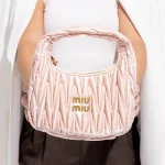 Сумки MIU MIU: сочетание дерзости и элегантности