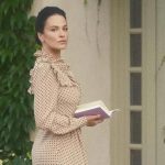 Что читают звезды: любимые книги Песик, Осадчей, Астафьевой, Ступки, Мартынюка