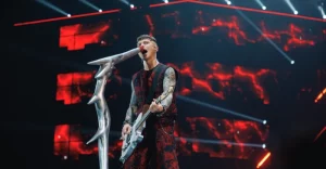 Артем Пивоваров анонсировал возвращение к металл-музыке