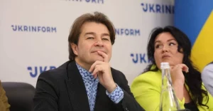 Билеты на спектакли “франковчан” разлетаются за секунды, покупают их в основном люди до 25 лет, – Нищук