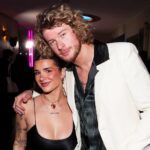 Юнг Грави и Ари Кыця поделились своим правилом отношений номер один и заявили, что «не ссорились» уже 8 месяцев (эксклюзив)