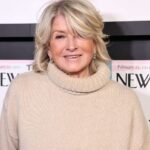 Марта Стюарт, 84 года, опровергает слухи о пластической хирургии: «Я выгляжу довольно хорошо для своего возраста» (эксклюзив)