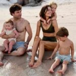 Мэнди Мур признается, что чувствует «определенную грусть», зная, что «покончила с рождением детей»