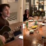 Круз Бекхэм присоединился к маме Виктории и Spice Girls, чтобы спеть «Viva Forever»