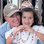 Тедди Мелленкамп празднует шестой день рождения «Чудо-дочери» Дав на фоне борьбы с раком