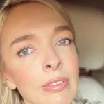 Над нами летают ракеты, слышны взрывы, – Василиса Фролова о ситуации в Дубае