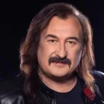 Зеленский рассмотрит петицию о присвоении Степану Гиге звания “Герой Украины”