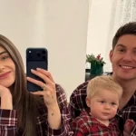 Владимир Остапчук эмигрирует в Канаду с женой и сыном