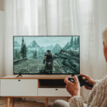 К 91-летней геймерше приехала полиция после пропуска контрольных звонков – она ставила рекорд в видеоигре