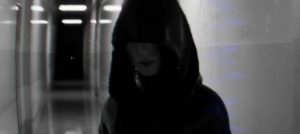 Психологический хоррор BrokenLore: DON’T LIE про девушку на самоизоляции выйдет 10 сентября