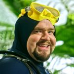 Режиссёр шести частей “Акульего торнадо” снял короткометражку по мотивам Dave the Diver